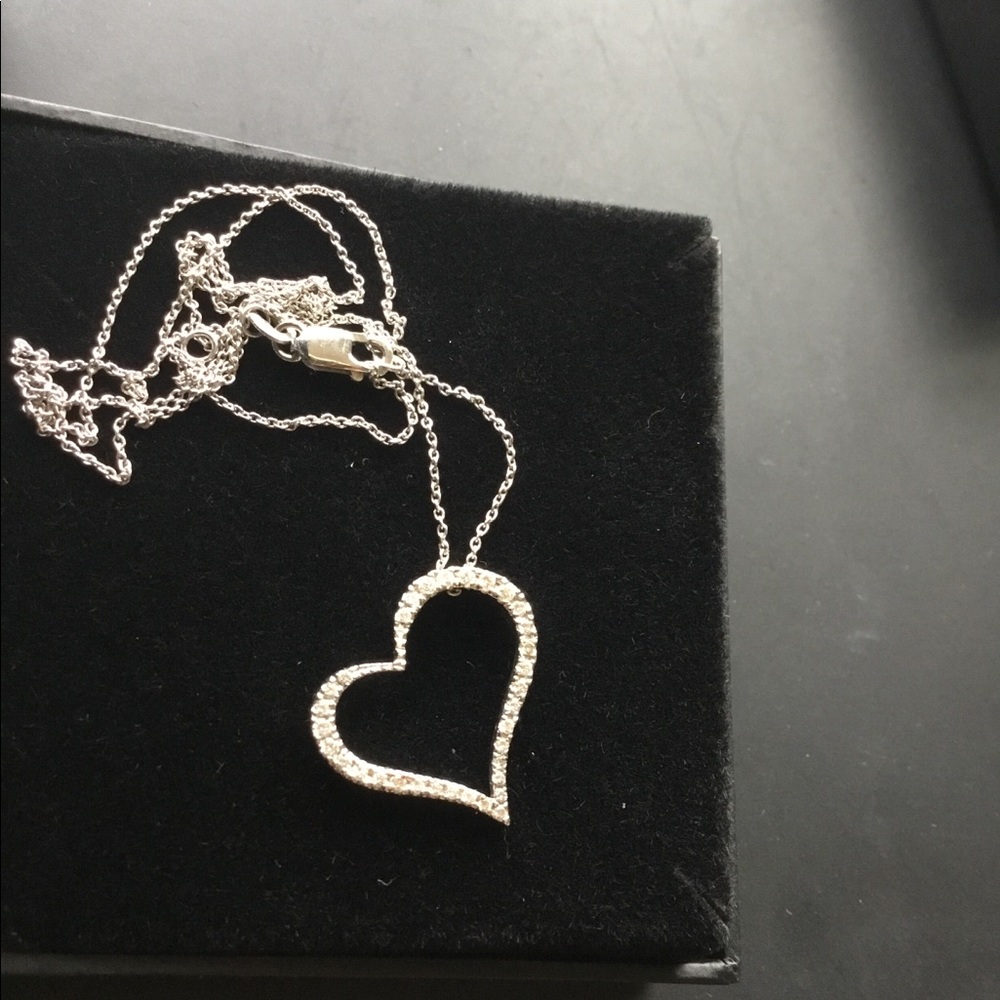 Roberto coin 18k gold diamond open heart necklace